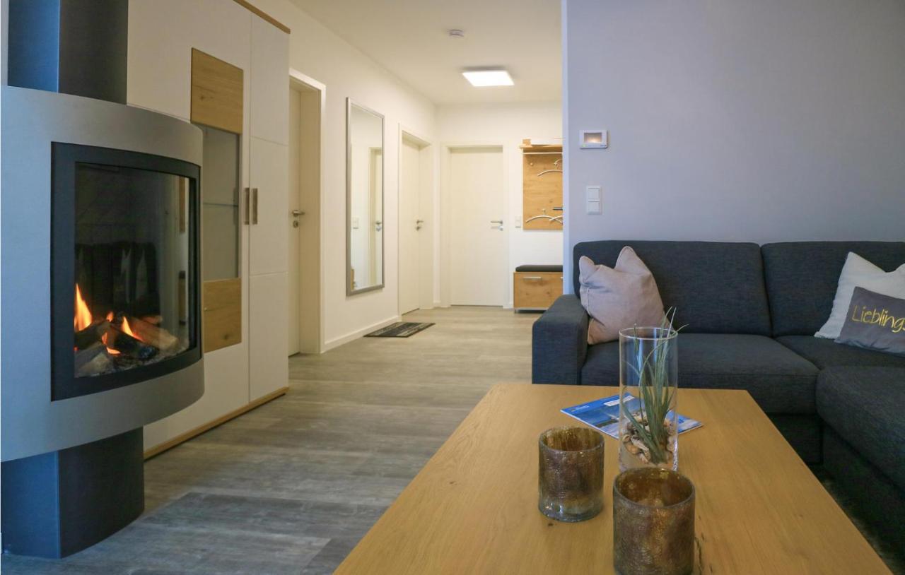2 Bedroom Cozy Apartment In Rechlin Eksteriør billede