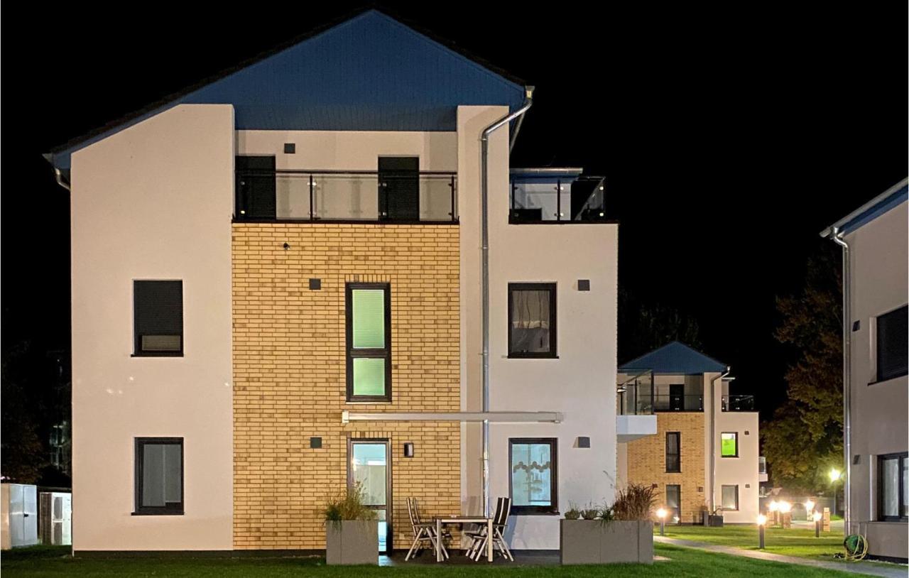 2 Bedroom Cozy Apartment In Rechlin Eksteriør billede