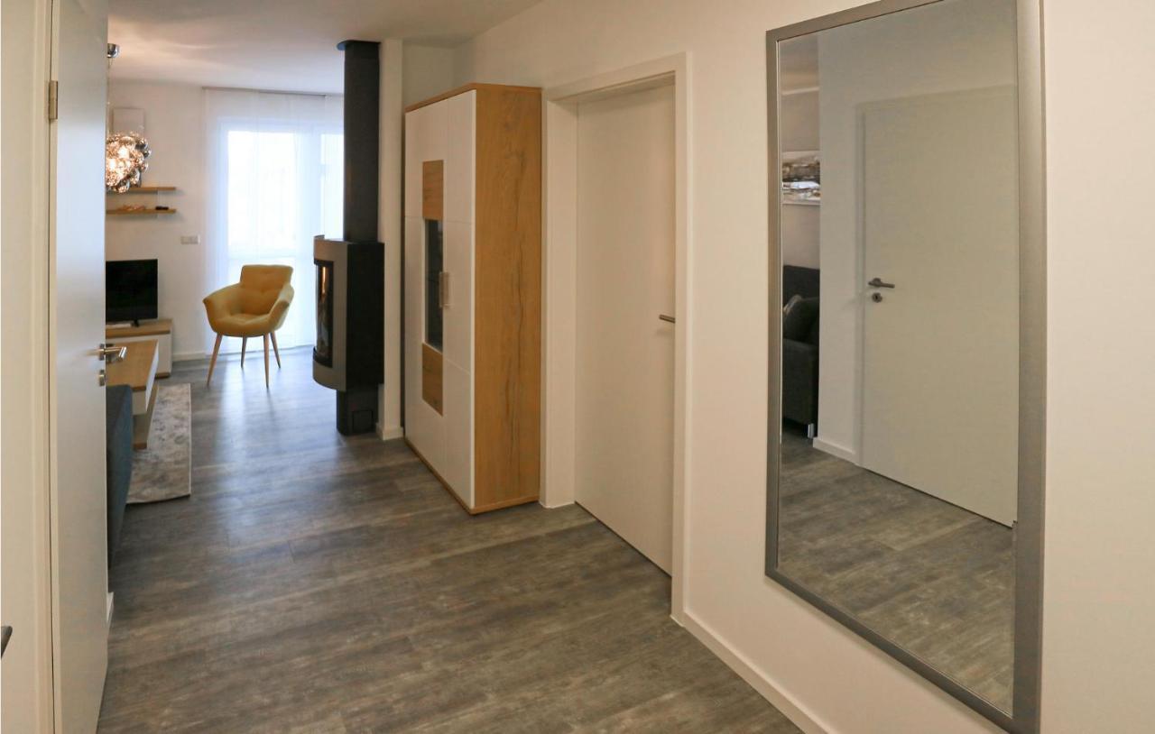 2 Bedroom Cozy Apartment In Rechlin Eksteriør billede