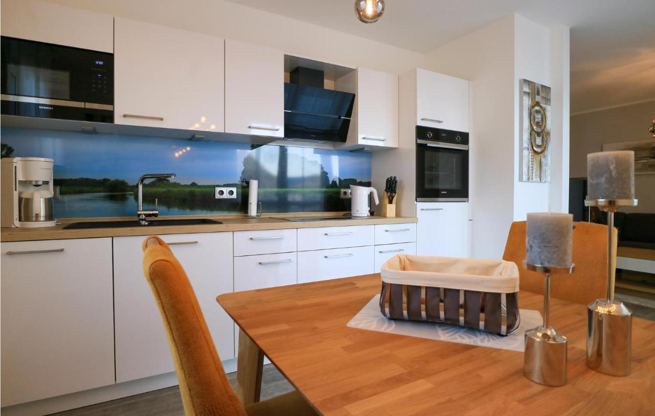 2 Bedroom Cozy Apartment In Rechlin Eksteriør billede